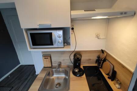 Studio "Sous Les Toits", Proche Hyper Centre Et Commerces ! Valenciennes Buitenkant foto
